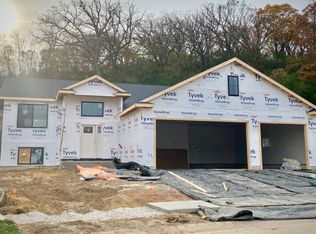 6770 Gaillardia Dr NW, Rochester, MN 55901