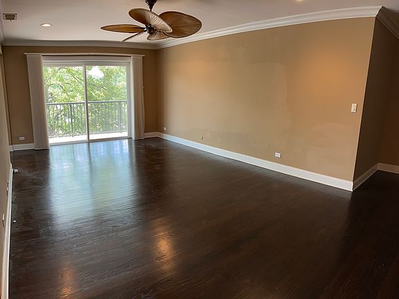 5th image of 4940 Foster St APT 308