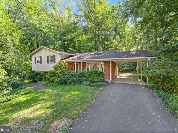 12201 Quorn Ln, Reston, VA 20191