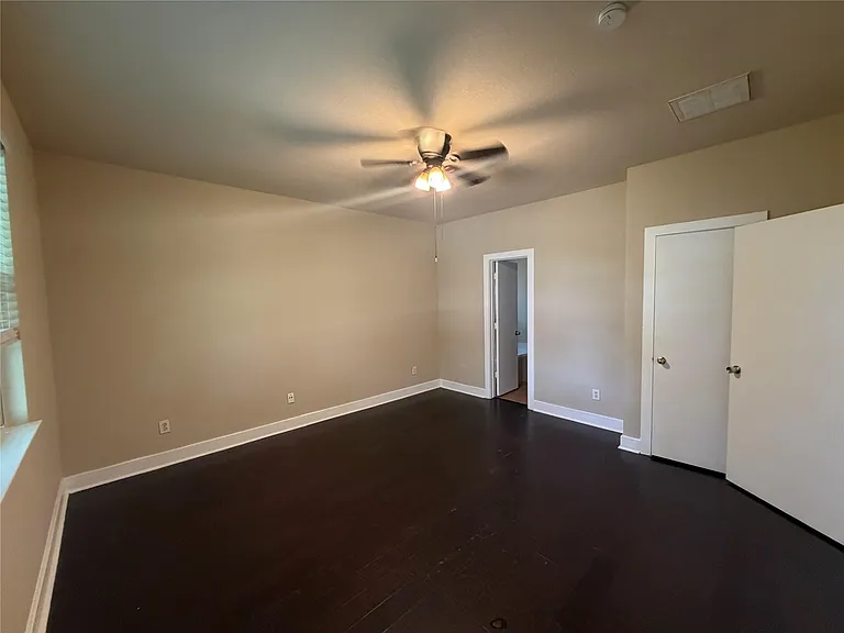 11736 Chanteloup Dr — Photo 11