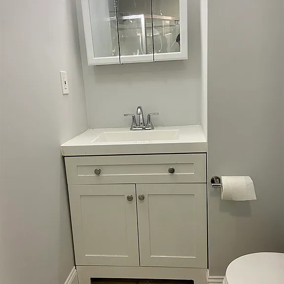 83 W Cedar St #1 — Photo 15