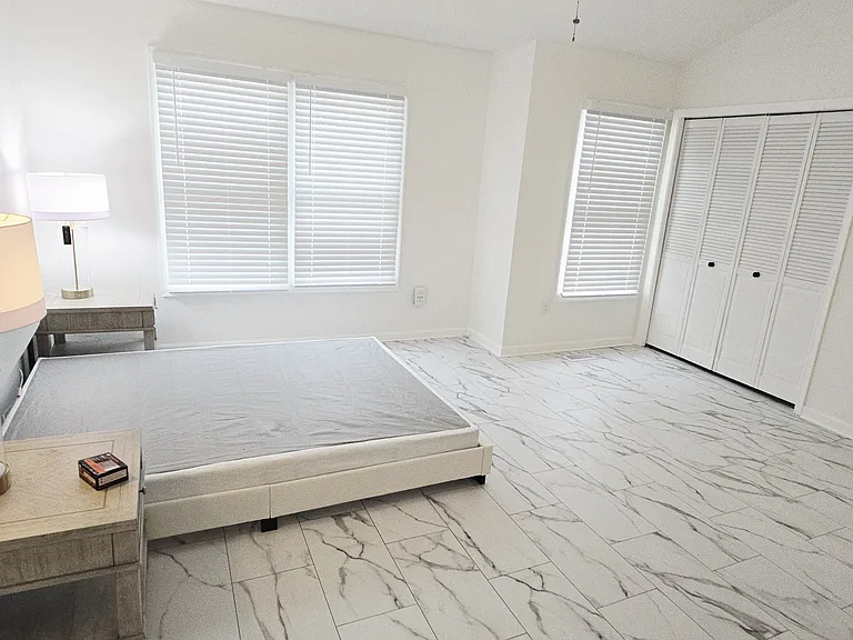 8 Highlands Ct — Photo 18