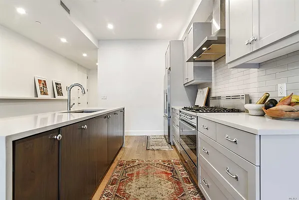 Sold by Century 21 Milestone Realty | media 33