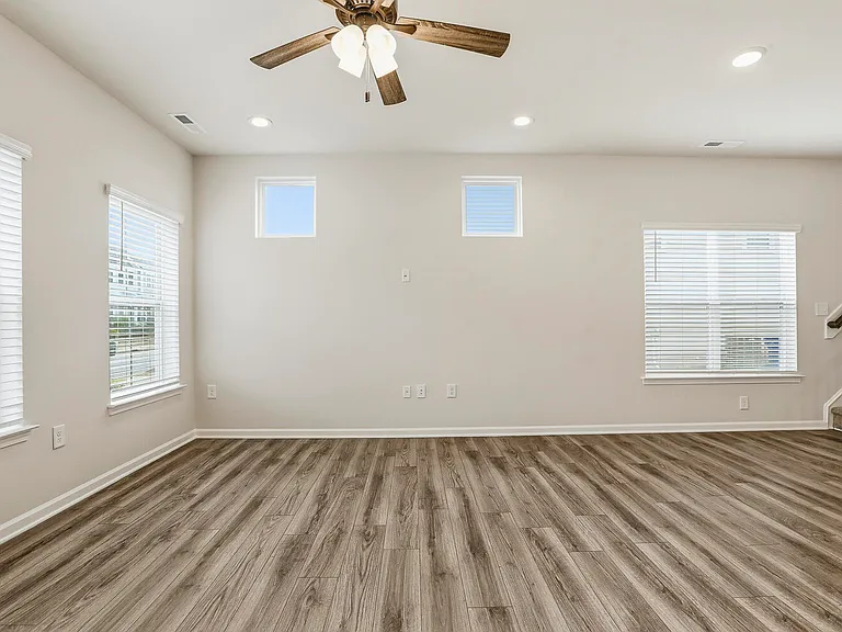 949 Robbie Jackson Ln — Photo 12