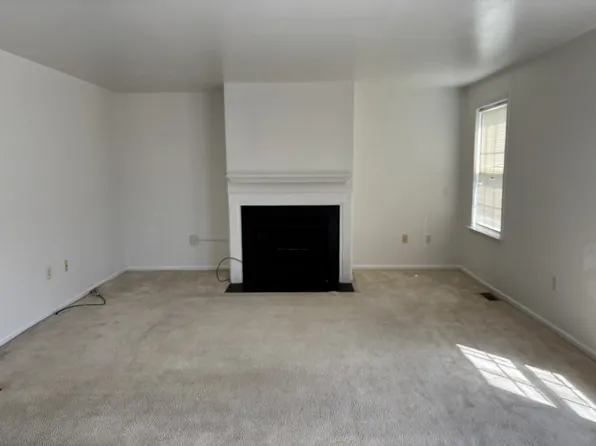 112 Covington Pl, New Castle, DE 19720