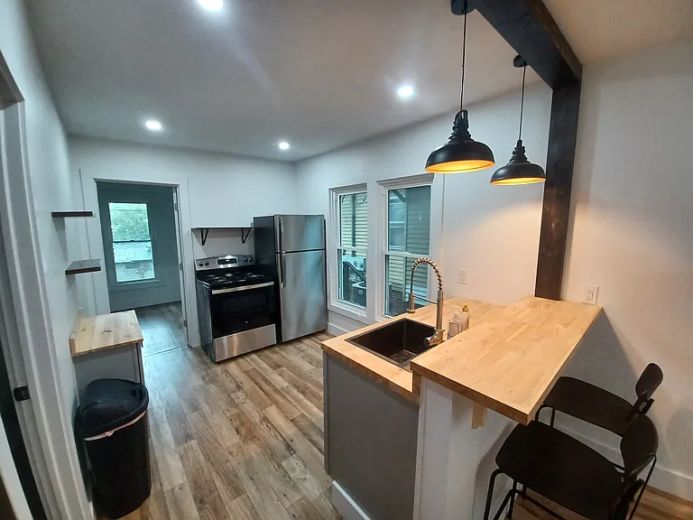 1723 J St #2 — Photo 6