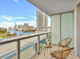 2602 E Hallandale Beach Blvd
