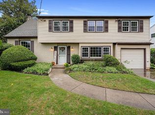 216 Harvest Rd, Cherry Hill, NJ 08002