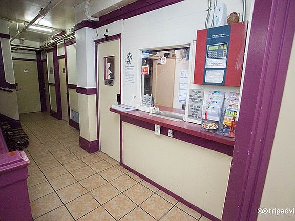 5th image of 20-22 6th St #206