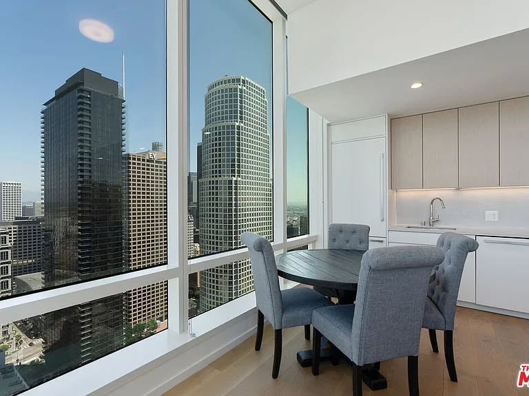 877 Francisco St #4202 — Photo 7