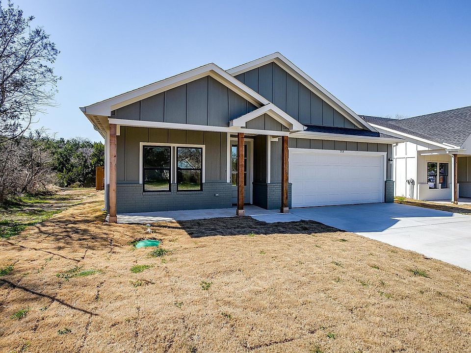 1st image of 914 Corral Dr