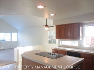 914 Pellham Dr, Lompoc, CA 93436