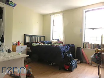 Rented by Rennit Inc.