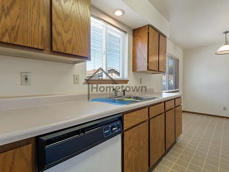 3520-E3 N 15th St — Photo 15