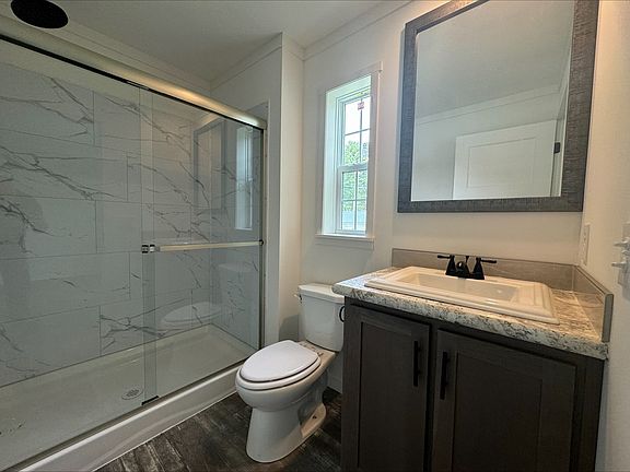 5th image of 16 Hawthorne Dr #129