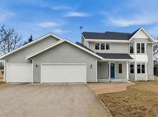 1314 W Oakes Dr, Saint Cloud, MN 56303