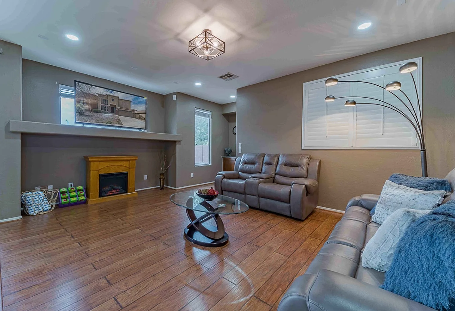 4 bed, 3.0 bath, $5,381 — Photo 3
