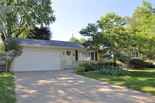 1st image of 1017 Cedarwood Dr