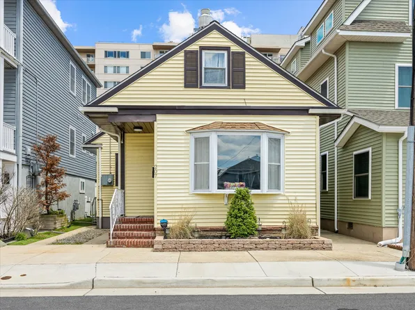 207 N Harvard Ave, Ventnor, NJ 08406