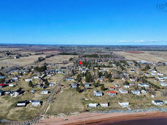 4th image of 10 Island View Ln