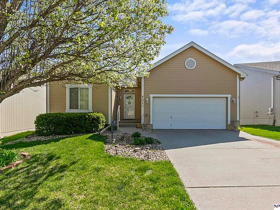 4th image of 5041 S 190th St