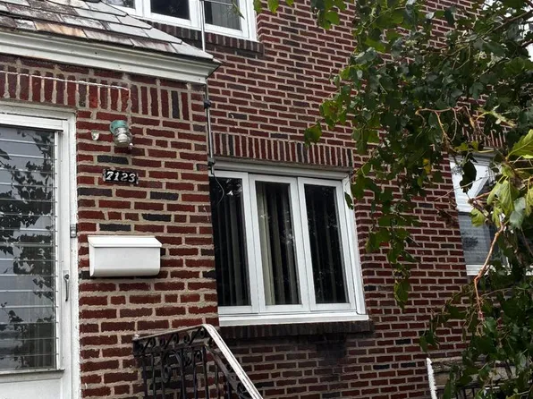 7123 Souder St, Philadelphia, PA 19149