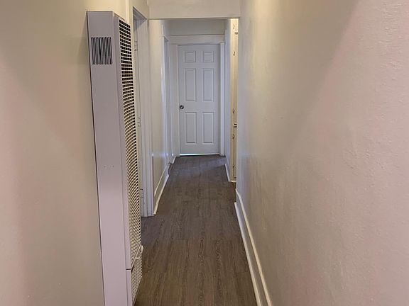 5th image of 1620 W 58th St