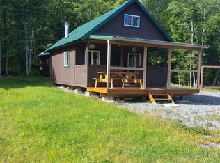 376 Hubbard Rd, Palmyra, ME 04965