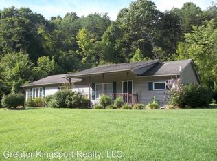 1126 Independence Ave, Mount Carmel, TN 37645