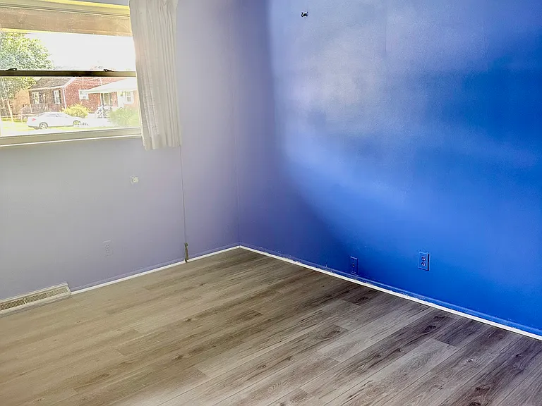 2498 Garrison Dr — Photo 5