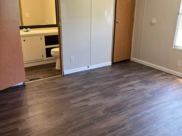 Lunsford Dr — Photo 5