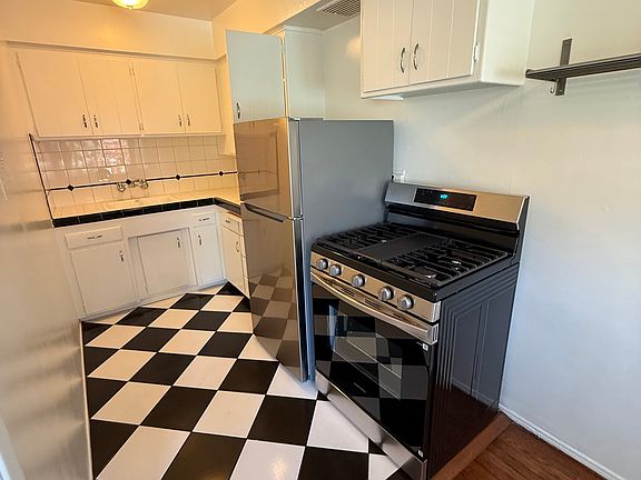 3rd image of 400 W Alameda Ave #D