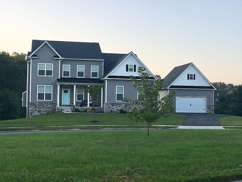 1st image of 319 Corbitt Cir