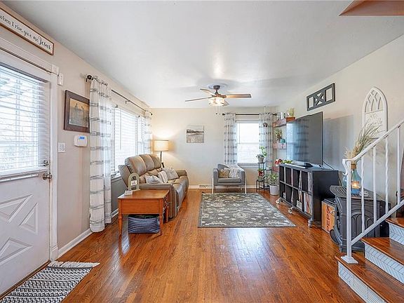 5th image of 4111 E 106th Ter