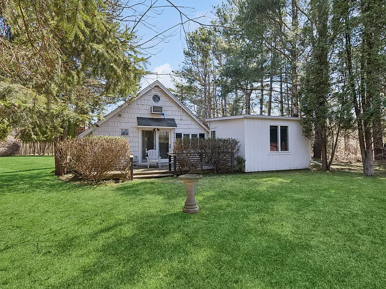 1728 Montauk Hwy — Photo 24