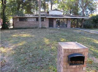 1601 Forrest St, Mobile, AL 36605