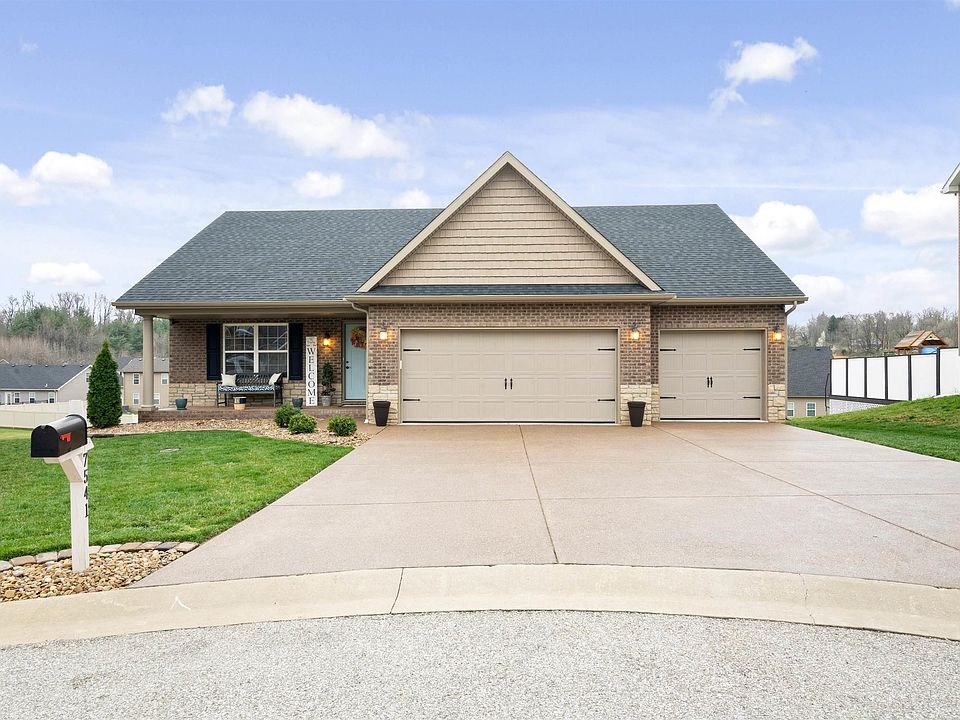 1st image of 7541 Tia Ct