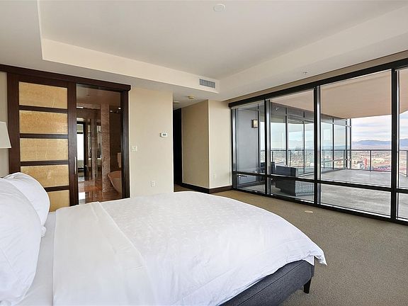 4th image of 1133 14th St Unit 3410
