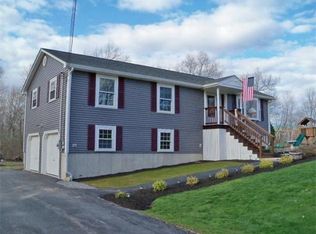 181 Walnut St, Douglas, MA 01516