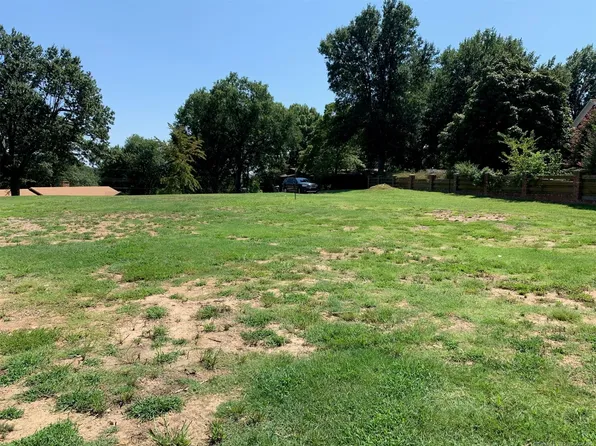 711 Risser Ave, Muskogee, OK 74403