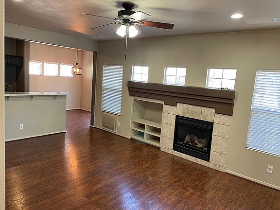 4th image of 5468 Village Meadows Dr