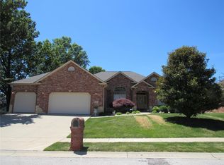 8512 Treybrooke Pl, O'Fallon, IL 62269