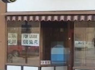 216 Main St, Woodstock, IL 60098