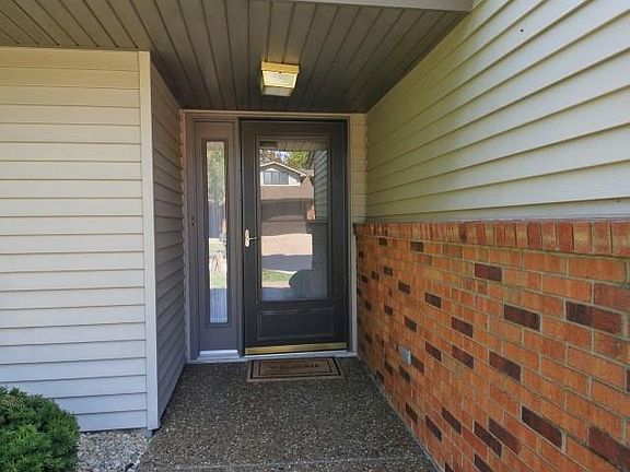 2nd image of 56 Prairie Village Pl #56