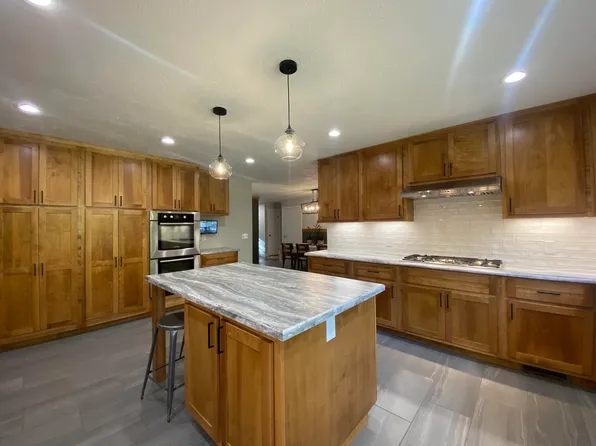 6802 N Farm Road 79, Willard, MO 65781