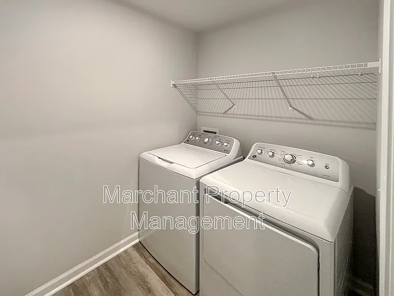 154 Randwick Ln — Photo 15
