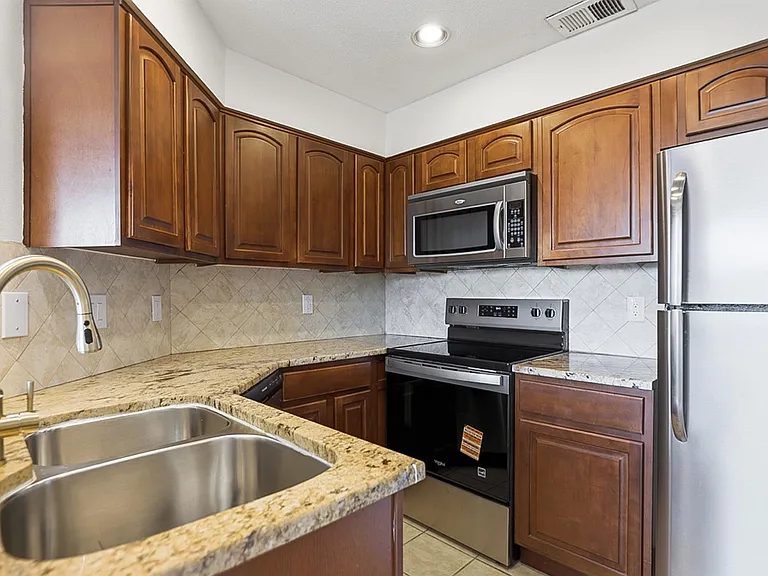 6000 Shepherd Mountain Cv #1810 — Photo 10
