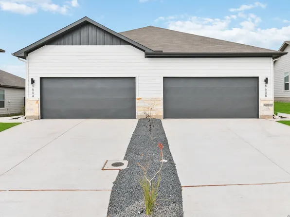 321-325 Colgin Dr, San Antonio, TX 78253