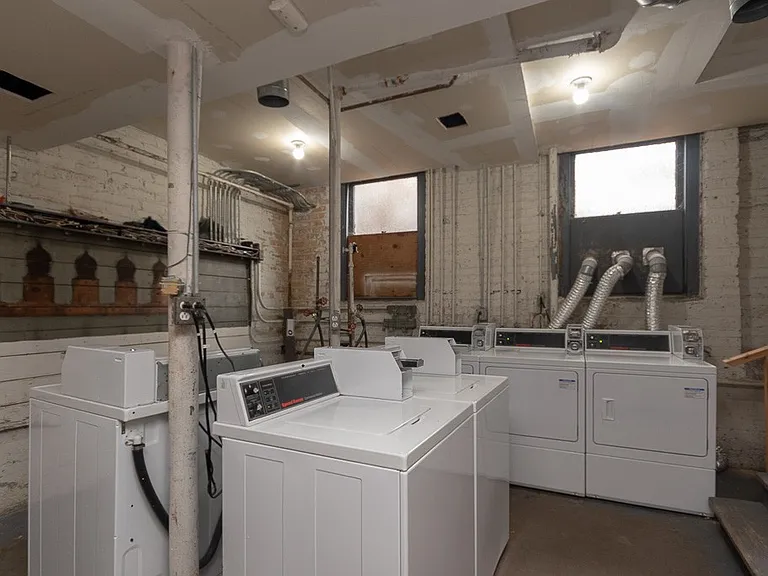 3821 N Greenview Ave #W3 — Photo 18