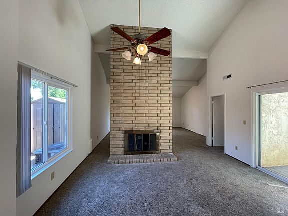 4th image of 1238 Hartford Circle